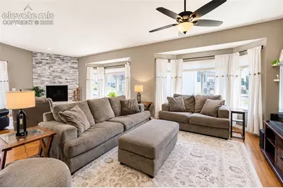 3640 Masters Drive, Colorado Springs, CO 80907 - Photo 5