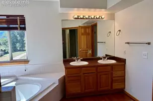 1112 Meadow Oaks Dr, Colorado Springs, CO 80921 - Photo 29