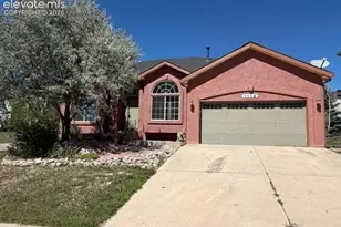 1112 Meadow Oaks Dr, Colorado Springs, CO 80921 - Photo 1