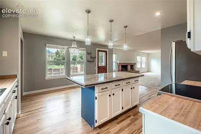 5230 Champagne Drive, Colorado Springs, CO 80919 - Photo 7