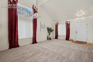 4118 Round Hill Dr, Colorado Springs, CO 80922 - Photo 3