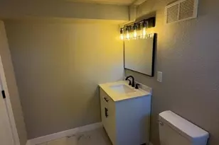 2430 N Nevada Ave, Colorado Springs, CO 80907 - Photo 35