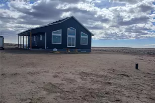 19981 Cloudfield Pt, Colorado Springs, CO 80928 - Photo 35