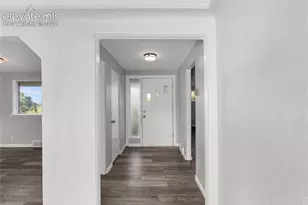 1606 Navajo Cir, Colorado Springs, CO 80905 - Photo 5