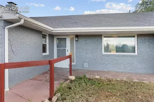1606 Navajo Cir, Colorado Springs, CO 80905 - Photo 3
