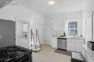808 E Monument St, Colorado Springs, CO 80903 - Photo 17