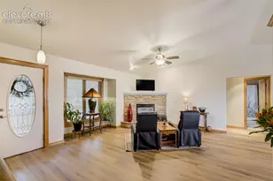 6285 Vessey Rd, Colorado Springs, CO 80908 - Photo 9
