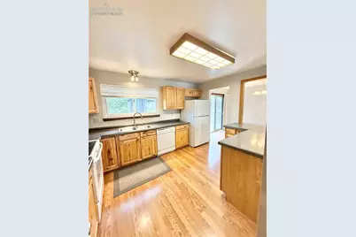 6515 Flintridge Drive, Colorado Springs, CO 80918 - Photo 3