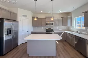 8227 Henzlee Pl, Falcon, CO 80831 - Photo 5