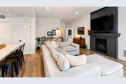 6463 Rolling Creek Drive, Colorado Springs, CO 80924 - Photo 5