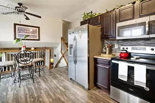 7126 Oxmoor Ln, Colorado Springs, CO 80925 - Photo 5