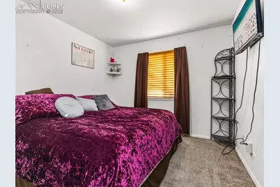 734 S Legend Lane, Pueblo, CO 81007 - Photo 17