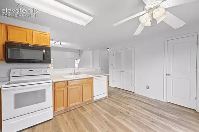 6148 Scottsbluff Drive, Colorado Springs, CO 80923 - Photo 11