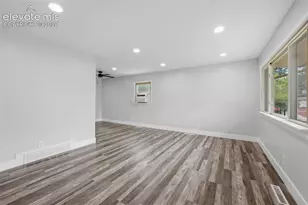2818 Merry Ln, Colorado Springs, CO 80909 - Photo 7