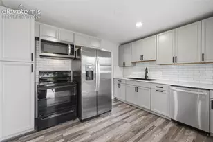 2818 Merry Ln, Colorado Springs, CO 80909 - Photo 11