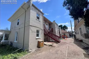 204 W 15th St, Pueblo, CO 81003 - Photo 3