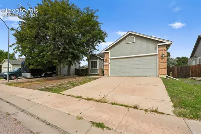 877 Candlestar Loop, Fountain, CO 80817 - Photo 3