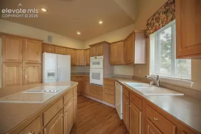 5755 Huffman Court, Colorado Springs, CO 80919 - Photo 15
