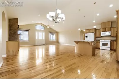 6360 Coolwell Drive, Colorado Springs, CO 80908 - Photo 17