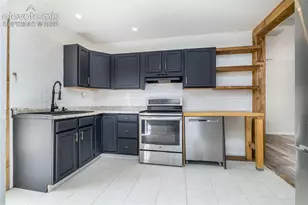 207 N Hancock Ave, Colorado Springs, CO 80903 - Photo 3