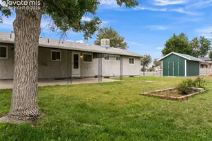 833 Consolidation Ln, Pueblo, CO 81006 - Photo 37