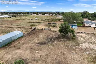 833 Consolidation Ln, Pueblo, CO 81006 - Photo 31