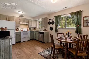 1035 Park View Rd, Woodland Park, CO 80863 - Photo 7