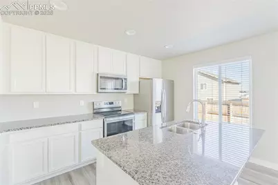10384 Horton Drive, Colorado Springs, CO 80925 - Photo 5