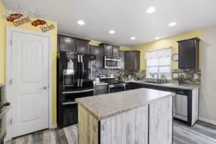 10138 Silver Stirrup Dr, Colorado Springs, CO 80925 - Photo 5