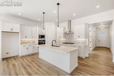 8777 San Diego Way, Colorado Springs, CO 80908 - Photo 9