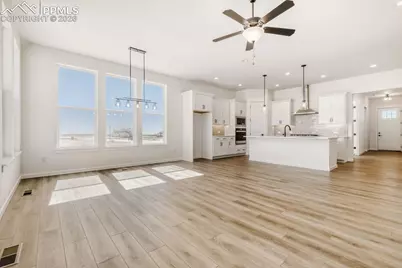 8777 San Diego Way, Colorado Springs, CO 80908 - Photo 7