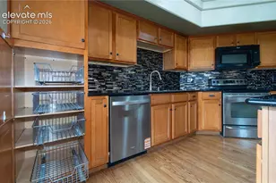 9574 Roxborough Park Ct, Colorado Springs, CO 80924 - Photo 13