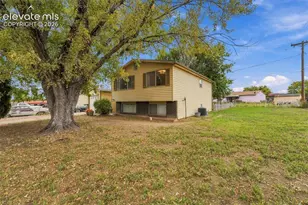 1520 River Dr, Fountain, CO 80817 - Photo 3