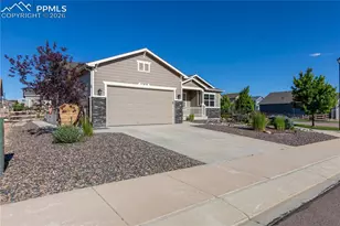 17915 Gypsum Canyon Ct, Monument, CO 80132 - Photo 3