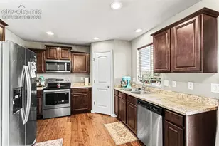 10056 Castor Dr, Colorado Springs, CO 80925 - Photo 11