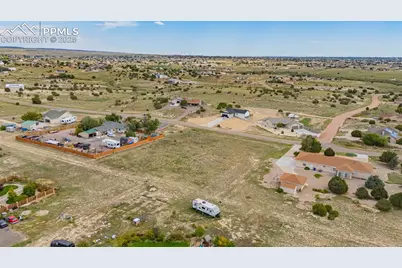 721 S Carrizo Springs Avenue, Pueblo, CO 81007 - Photo 7