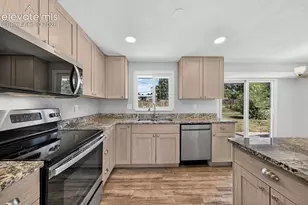 320 Cranbrook Cir, Colorado Springs, CO 80906 - Photo 7