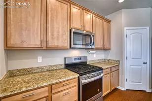 10104 Bluffstone Ct, Peyton, CO 80831 - Photo 13