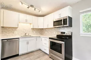 1081 Maxwell St, Colorado Springs, CO 80906 - Photo 7