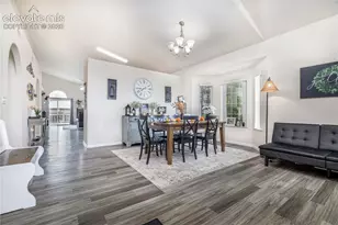 938 Cedarcrest Dr, Pueblo, CO 81005 - Photo 13