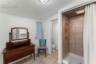 2706 W Pikes Peak Ave, Colorado Springs, CO 80904 - Photo 23