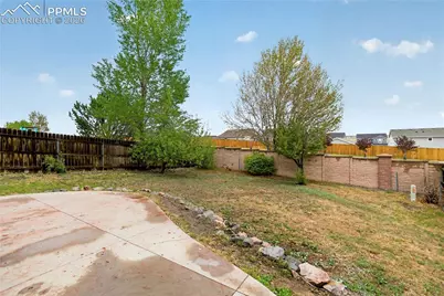 3893 Roan Drive, Colorado Springs, CO 80922 - Photo 23