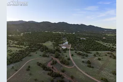 5660 Sandy Creek Heights, Colorado Springs, CO 80926 - Photo 9