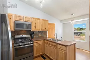 3117 Moonbeam Circle, Colorado Springs, CO 80916 - Photo 11