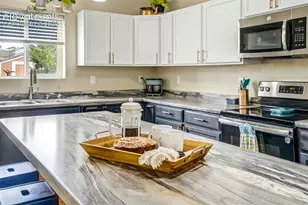 7660 Dry Willow Wy, Colorado Springs, CO 80908 - Photo 17