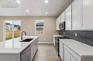 7716 Clear Amber Pl, Colorado Springs, CO 80908 - Photo 5