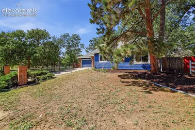 2910 Rolling Wood Loop, Colorado Springs, CO 80918 - Photo 3