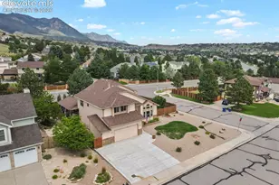 6120 Moorfield Ave, Colorado Springs, CO 80919 - Photo 43