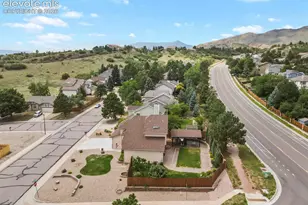 6120 Moorfield Ave, Colorado Springs, CO 80919 - Photo 5