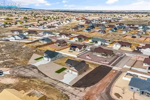 729 E Campbell Ln, Pueblo West, CO 81007 - Photo 41